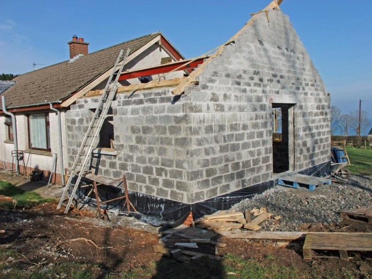 Extension de maison à Landifay-et-Bertaignemont, guide pratique